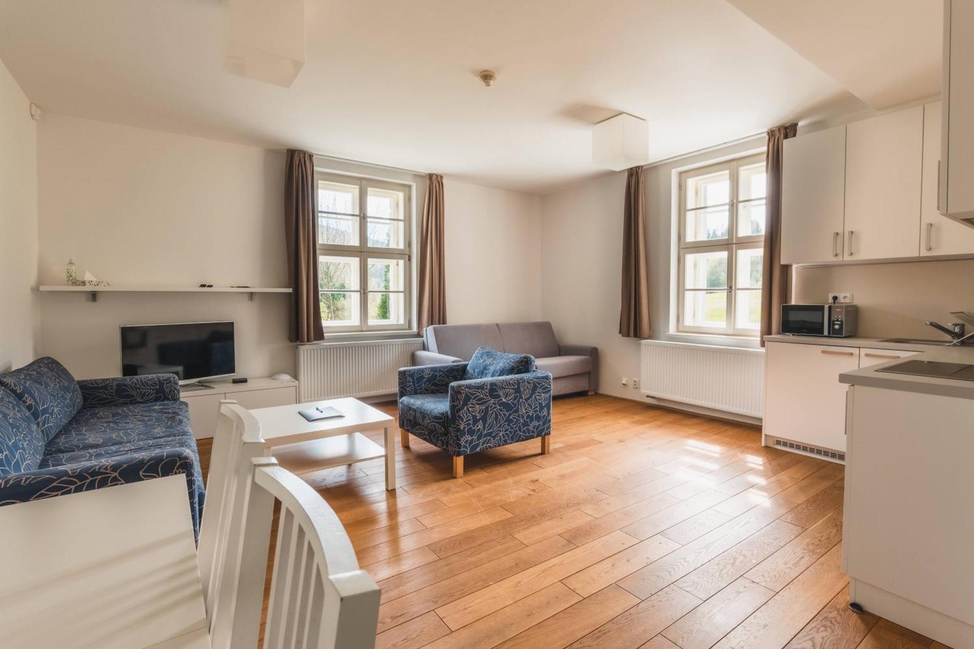 Apartment Theresian Ostruzna